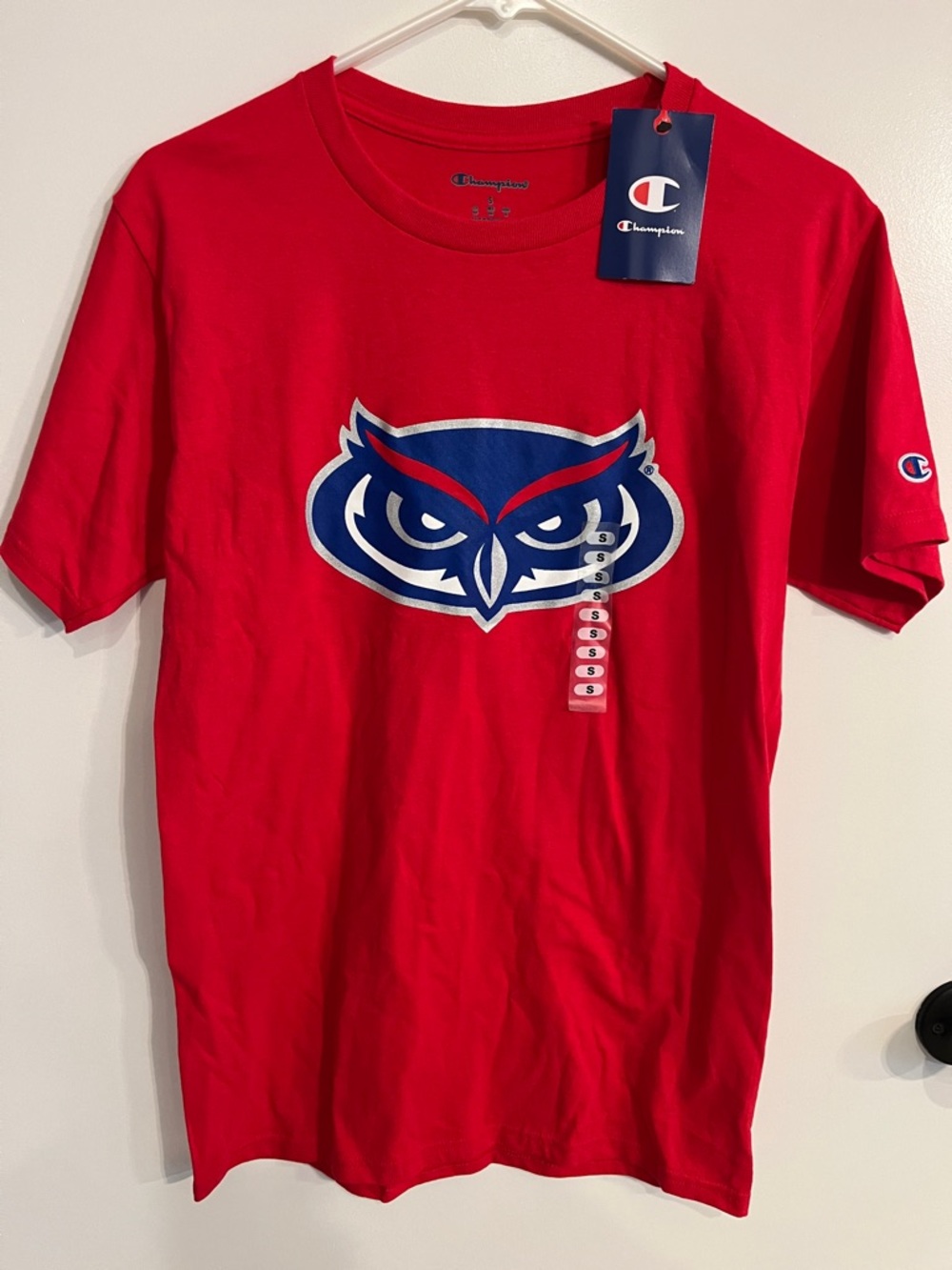 Women’s size medium NWT Champion Florida Atlantic University Owls Tee Shirt
